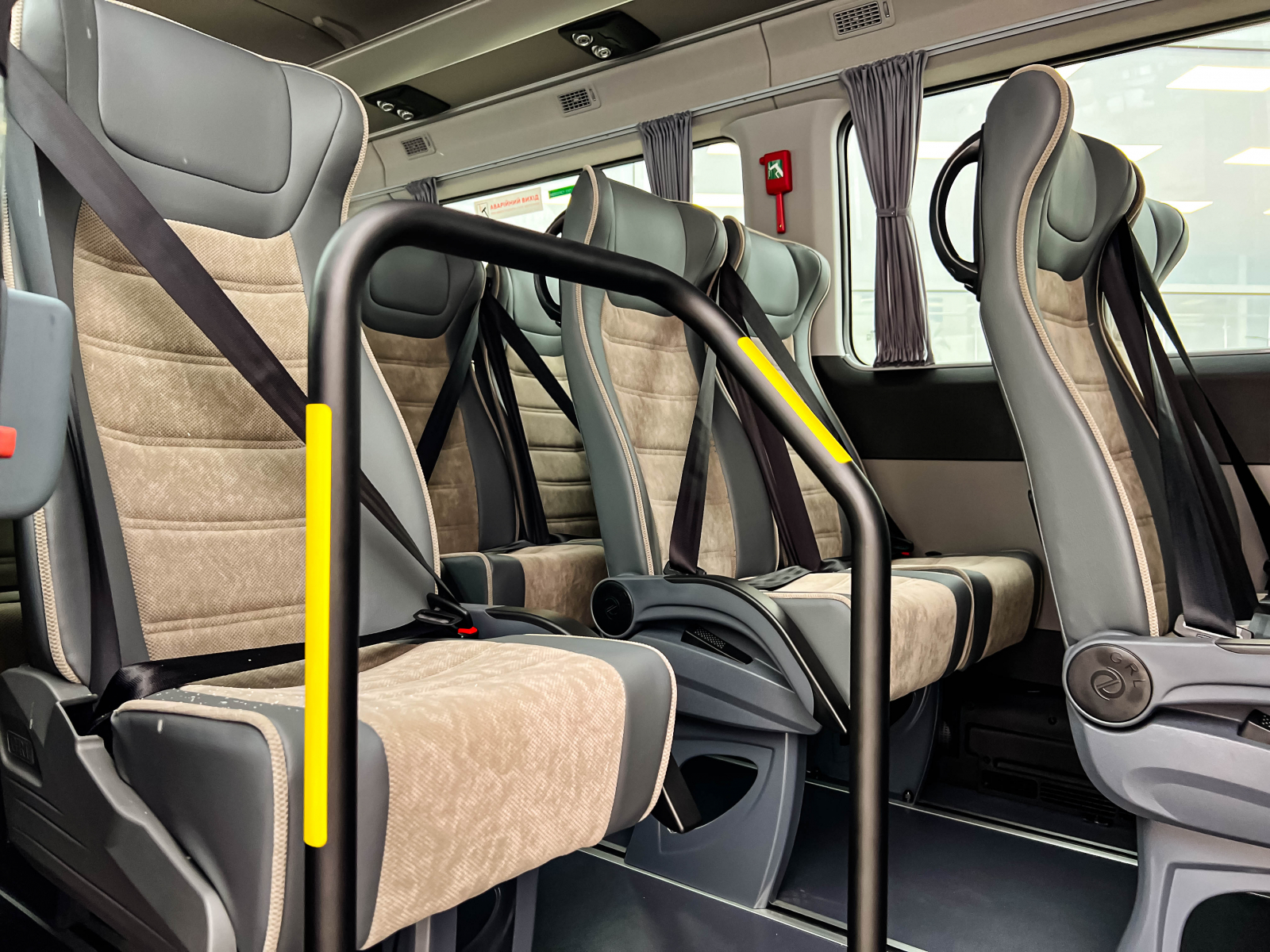 Hyundai H350 – мікроавтобус для комфортабельних пасажирських перевезень в наявності у автосалоні! | Авто Лідер Захід - фото 16